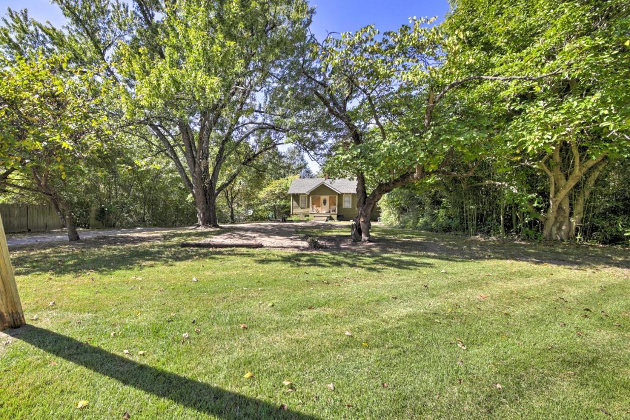 Pet-Friendly Cottage With Fire Pit - 3 Mi To Siu! Carbondale Esterno foto