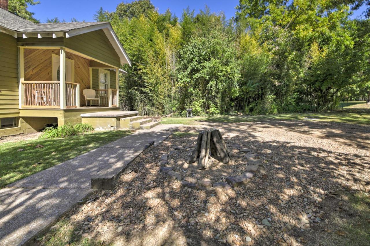 Pet-Friendly Cottage With Fire Pit - 3 Mi To Siu! Carbondale Esterno foto
